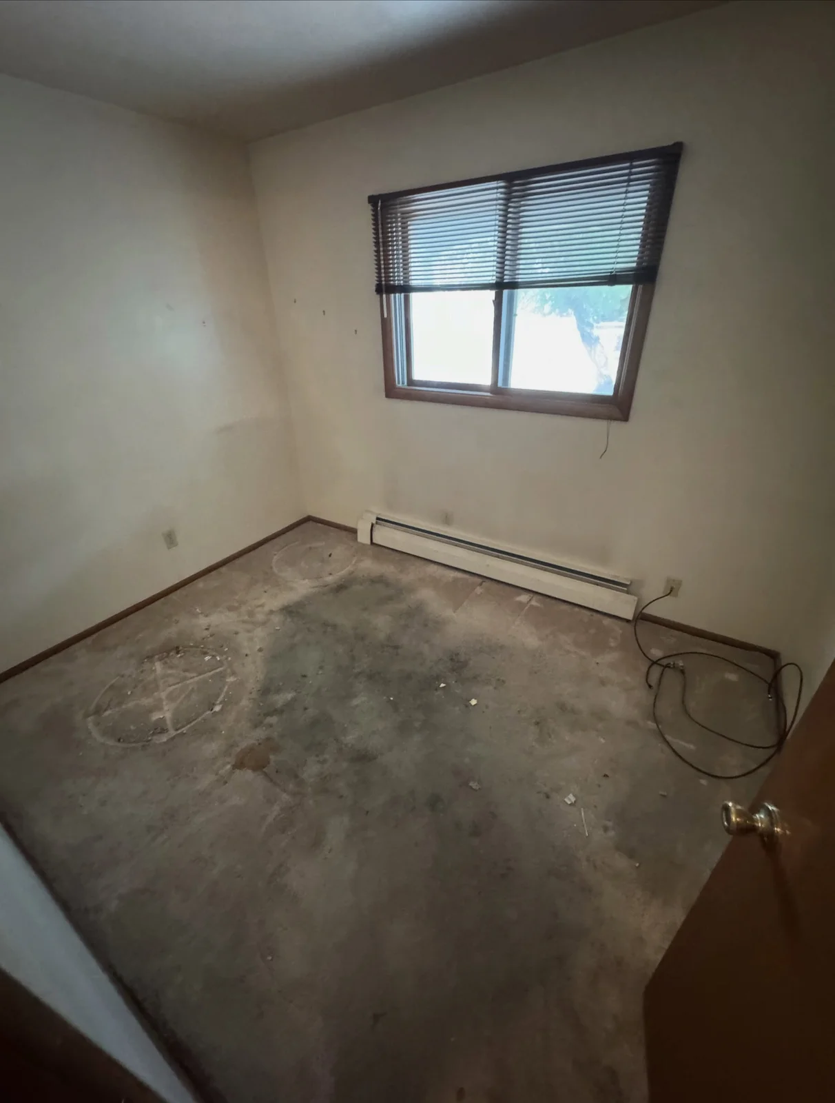 Residential furniture cleanout