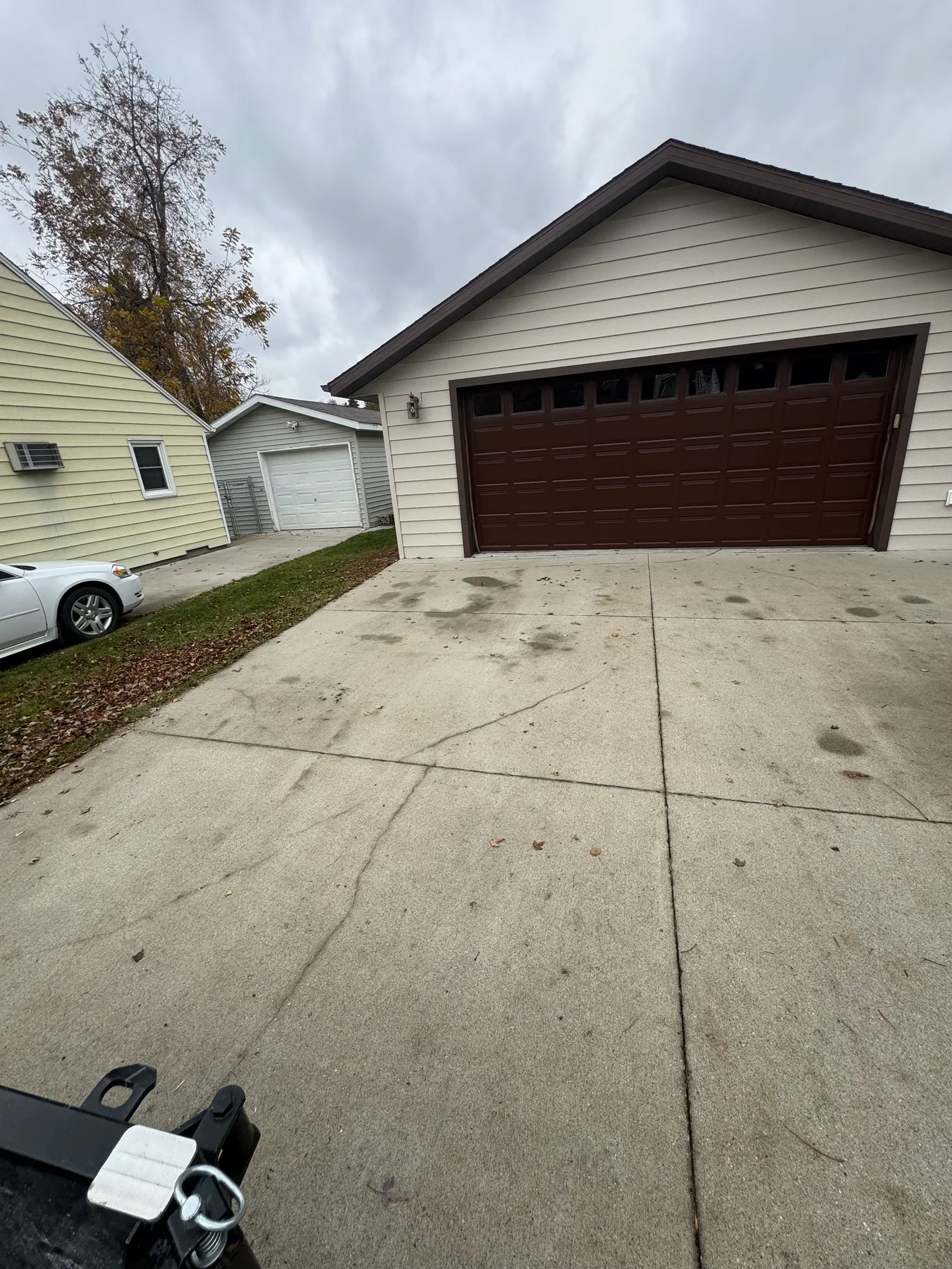 Driveway pickup — after