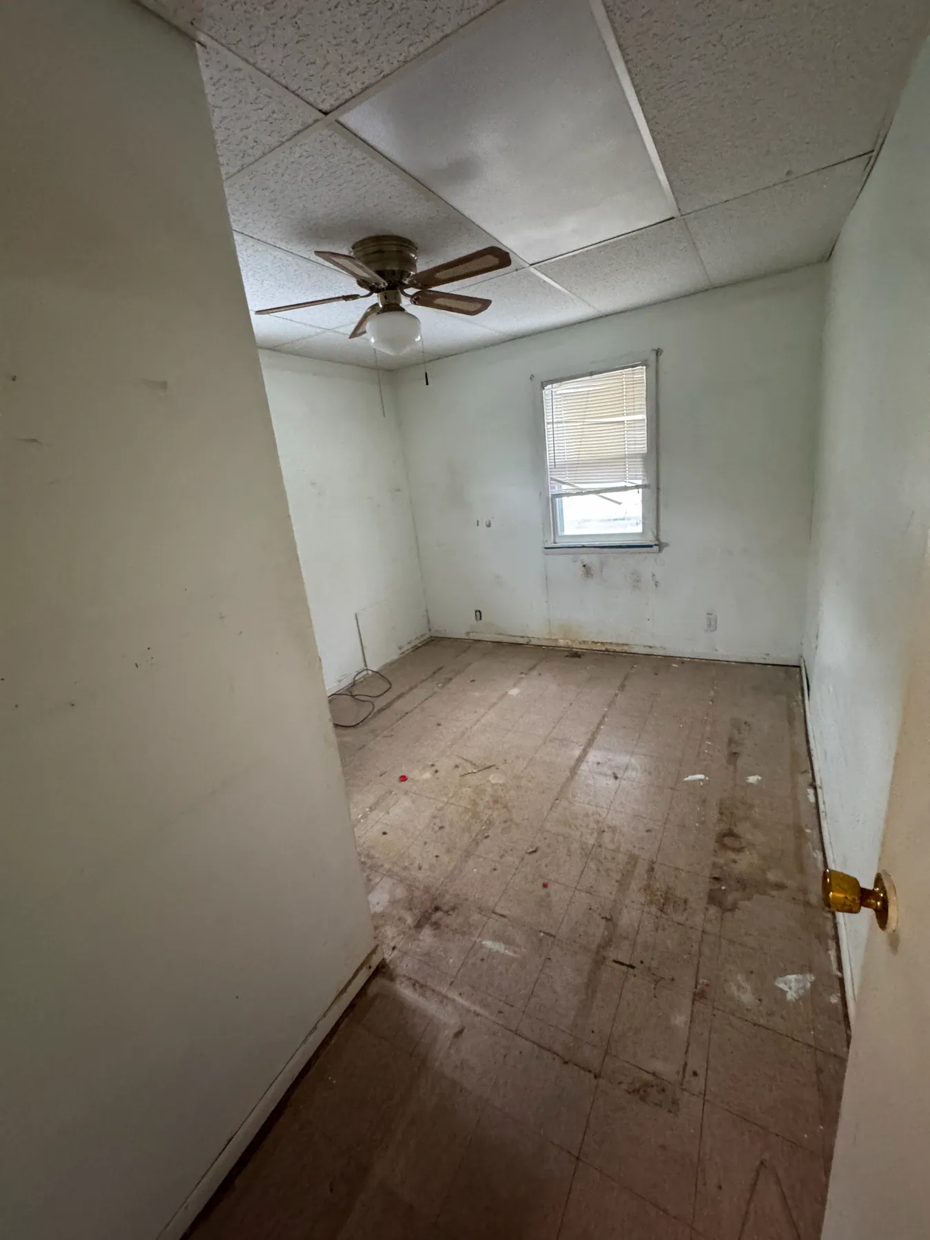 Bedroom furniture removal — after